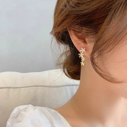 Imitation Pearl Dangle: Faux Pearl Drops.