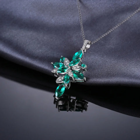 JewelryPalace Flower 2.4ct Green Simulated Nano Emerald 925 Sterling Silver Pendant Necklace for Women Gemstone Choker No Chain