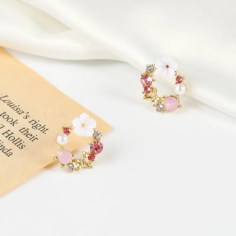 Zircon Clip On: Zircon Ear Cuff.