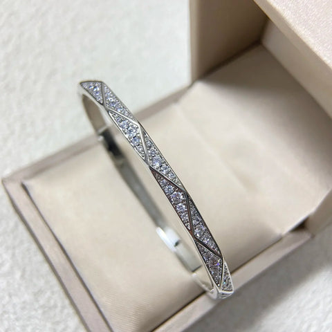 Asymmetric Inlaid Zircon Women's Bracelet