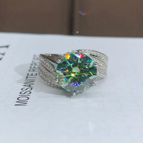 Serenity Day 5Ct Green Moissanite Ring