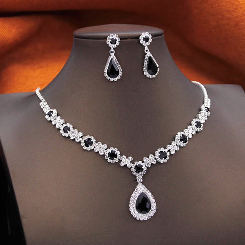 Rhinestone Flower Necklace Set