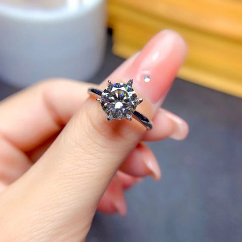 Red/Grey/Colorful Moissanite Ring
