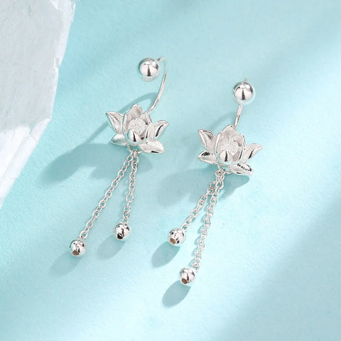 925 Silver Lotus: Vintage Silver Lotus.