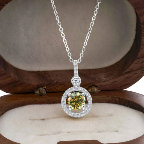 Luxury 1carat Moissanite Women's Necklace