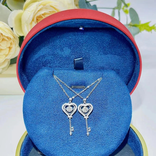 Moissanite Diamond Necklace Women's Light Luxury NicheS925 Silver 50 Parts Moissanite Heart Spirit Key Pendant Christmas Gift