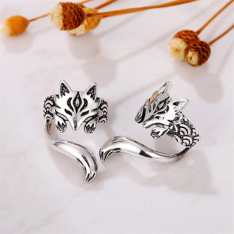 Huitan New Trendy Fox Shape Clip Earrings