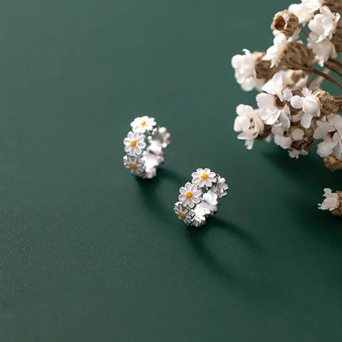 Sweet Daisy Flower Hoop Earrings