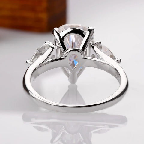 GRA Certified 1-4CT Pear Cut