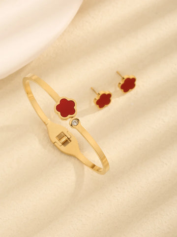 Five Leaf Plum Blossom Bracelet