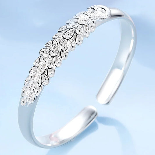 elegant Peacock opening screen bracelet