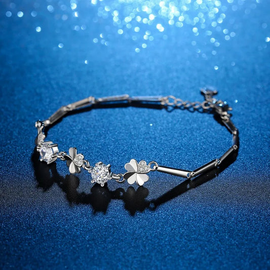 Butterflykiss Four Leaf Clover  Moissanite Bracelet