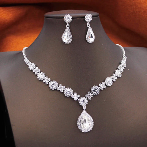 Rhinestone Flower Necklace Set