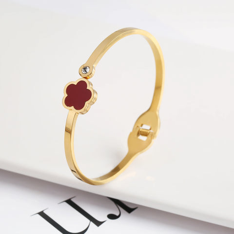 Five Leaf Plum Blossom Bracelet