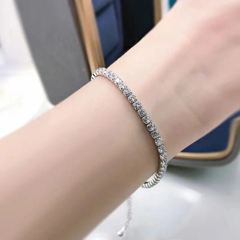 925 Sterling Silver 4.4 Carat Moissanite
