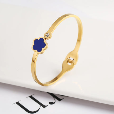 Five Leaf Plum Blossom Bracelet