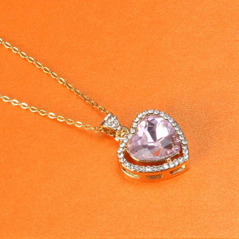 Vintage Pink Heart Pendant Necklaces Women Choker Necklace Gifts Jewelry Exquisite Luxurious Charms Pendant Necklace for Female