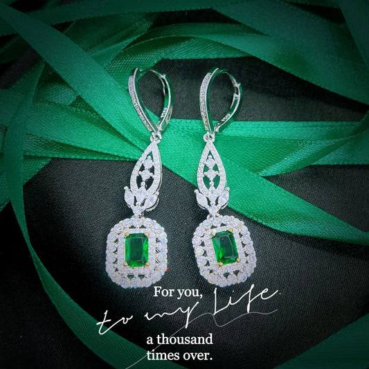 100% 925 Sterling Silver Natural Emerald Earring