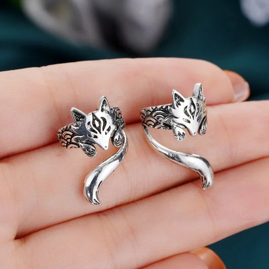 Huitan New Trendy Fox Shape Clip Earrings