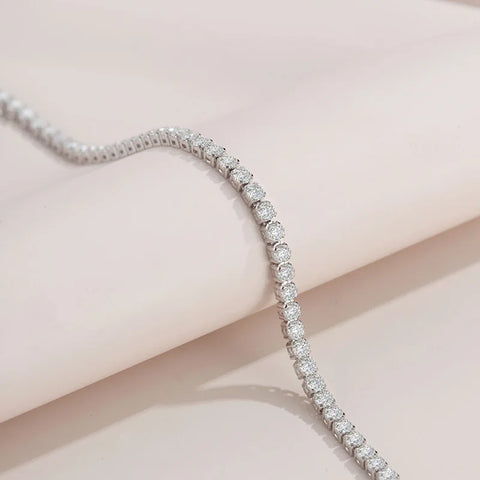 925 Sterling Silver 4.4 Carat Moissanite