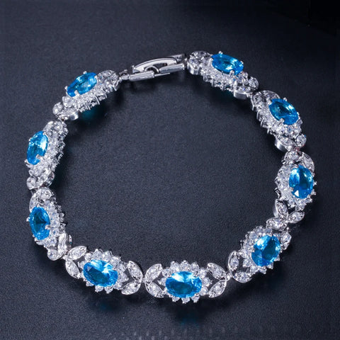 CWWZircons Luxury Dark Green Crystal