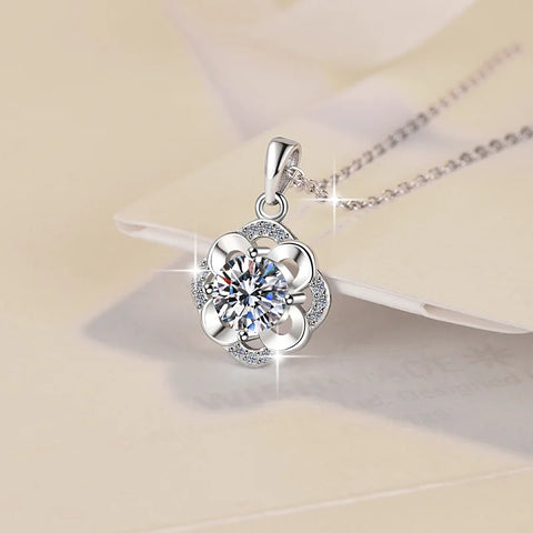 JECIRCON 1CT Moissanite Pendant Necklace for Women Light Luxury Fashionable 925 Sterling Silver Collarbone Chain Durable Jewelry