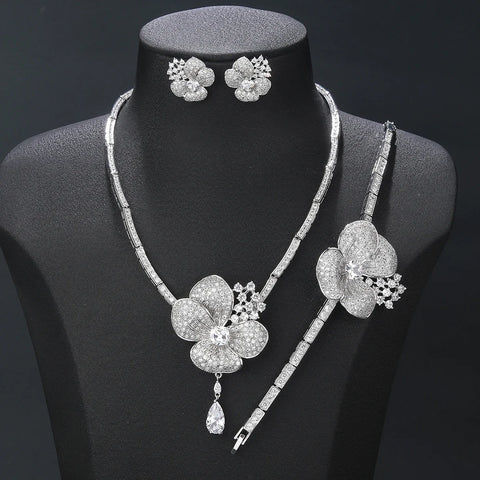 Luxury 3-piece Cubic Zirconia Flower Necklace Earrings Bracelet Set Bridal Wedding Accessories CN11183T