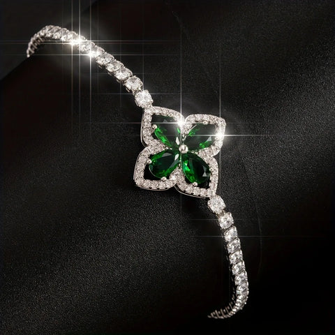 Advanced Flower Shaped Zircon Encrusted Bracelet