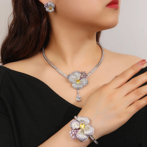 Luxury 3-piece Cubic Zirconia Flower Necklace Earrings Bracelet Set Bridal Wedding Accessories CN11183T