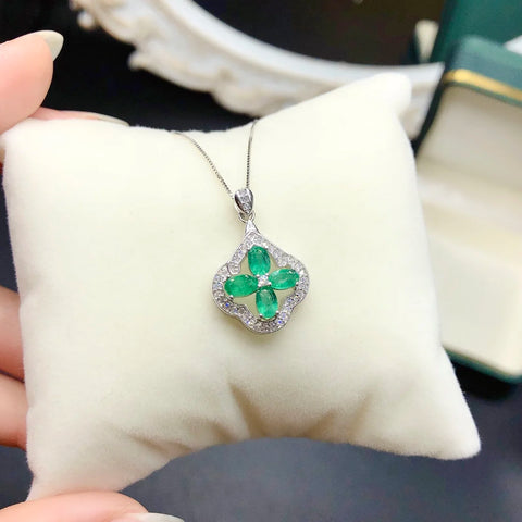 S925 Pure silver natural emerald pendant delivered emerald is the world's top four gemstones of high quality jewelry