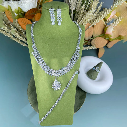 2025 5pcs/set wedding celebration luxurious cubic zirconia jewelry set classic fashionable for prom and daily wear