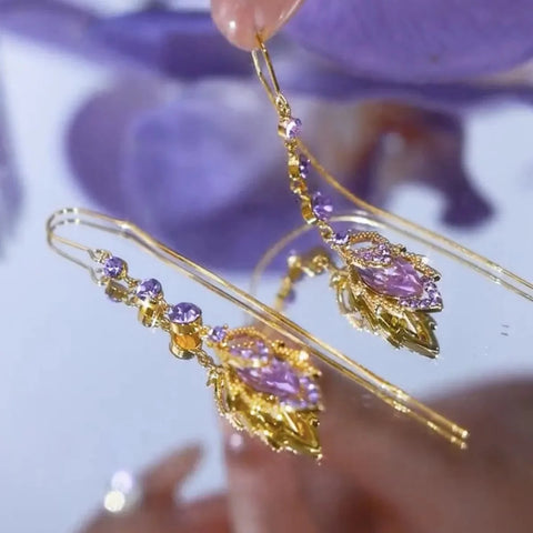 Elegant Long Tassel Maple Leaf Earrings
