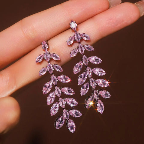 2pcs fashionable and high-end long tassel