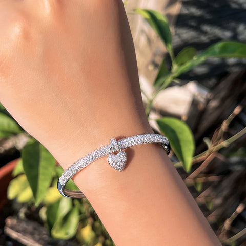 CWWZircons Chic White Cubic Zirconia Paved