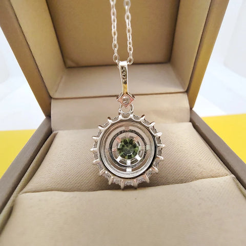 Luomansi Green Moissanite Sunflower Necklace 1 Carat VVS GRA Certificate S925 Silver Girl Jewelry Anniversary Gift