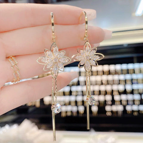 Light Luxury Snowflake Long Tassel Earrings
