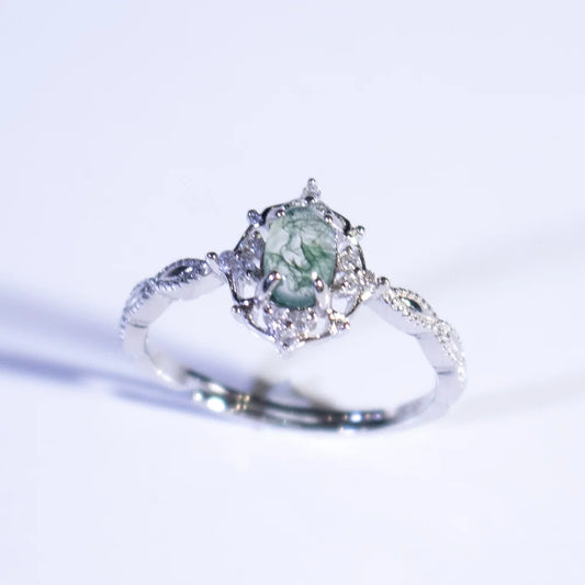 Light Luxury Green Moss Ring