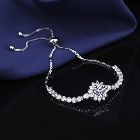 Fashionable Sunflower Zirconia Bracelet