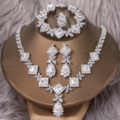 Emmaya Zircons Luxury Big Green CZ Women Wedding Costume Jewellery Necklace 4 pcs African Dubai Bridal Party Jewelry Sets