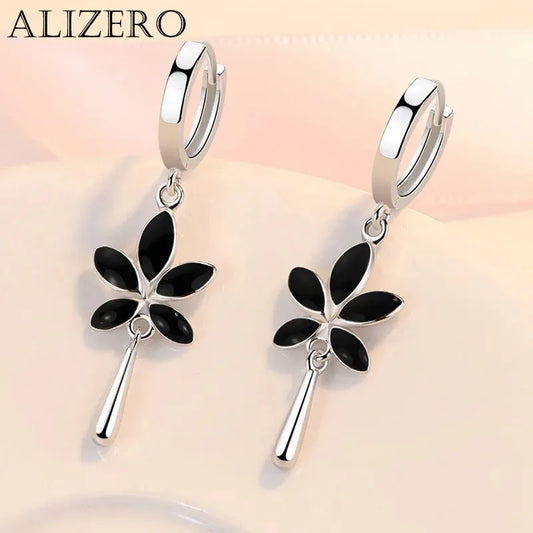 Retro Creative black Maple Leaf Eardrop