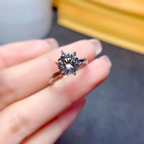 Red/Grey/Colorful Moissanite Ring