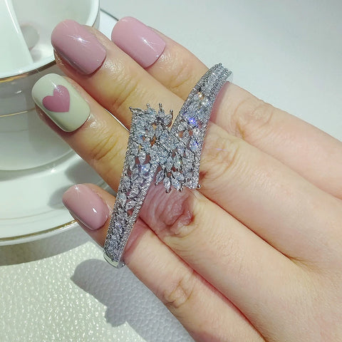 Luxury Carved  Bracelet