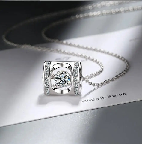 Moissanite Smart Water Drop Pendant Necklace