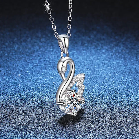 Pendant 1 Carat Moissanite Necklace