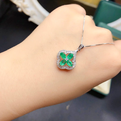 S925 Pure silver natural emerald pendant delivered emerald is the world's top four gemstones of high quality jewelry