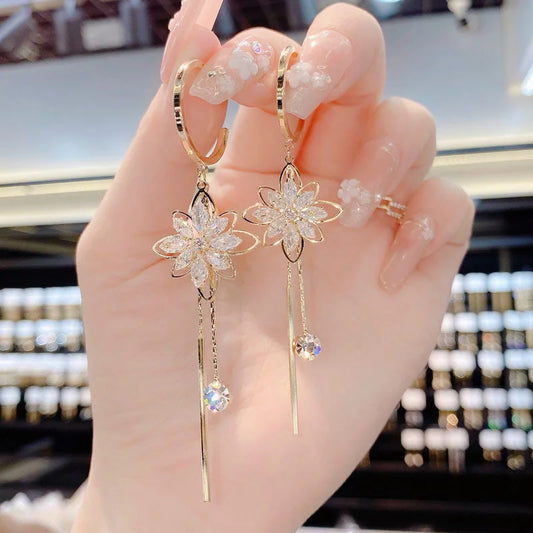 Light Luxury Snowflake Long Tassel Earrings