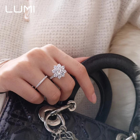 1-3CT VVS Snowflower Moissanite Engagement Ring