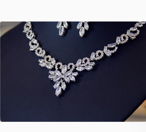 Light luxe zircon necklace Earrings set chain Bridal wedding accessories Wedding Dress Evening Dinner party annual party jewelry