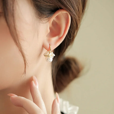 Shell Flower Pearl: Shell Flower Pearls.