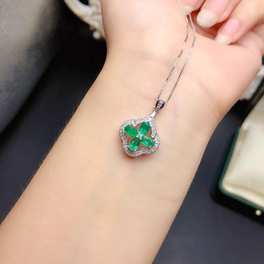 S925 Pure silver natural emerald pendant delivered emerald is the world's top four gemstones of high quality jewelry
